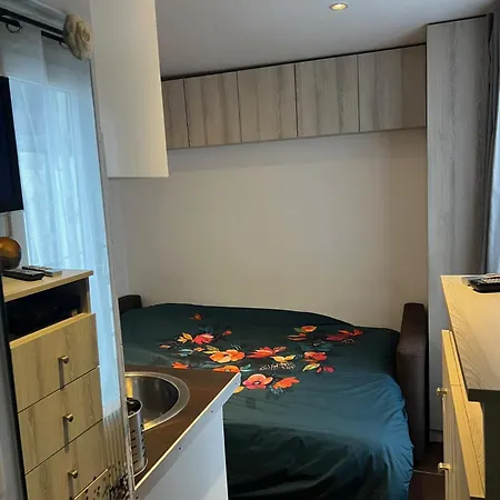 Apartman Bed Setting In Galeries Lafayette Street *